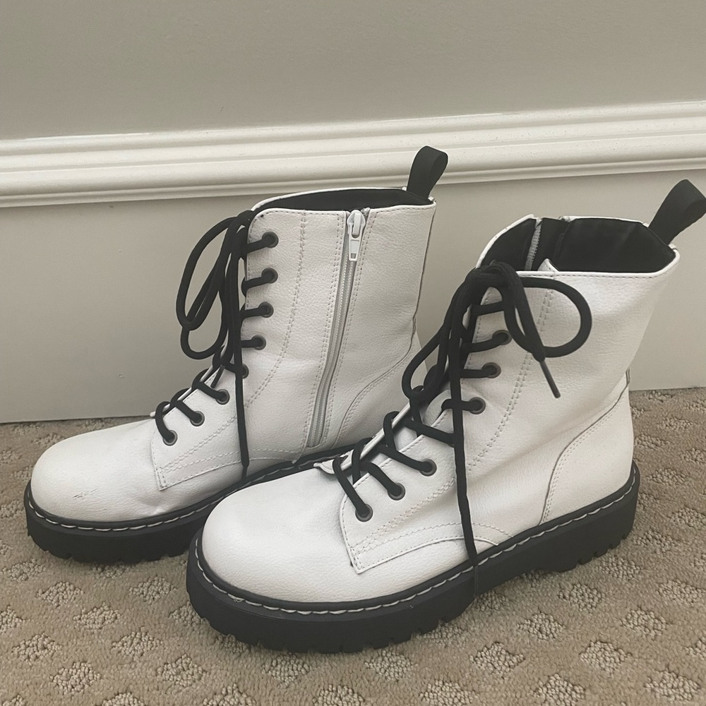 Knock off Dr. Martens